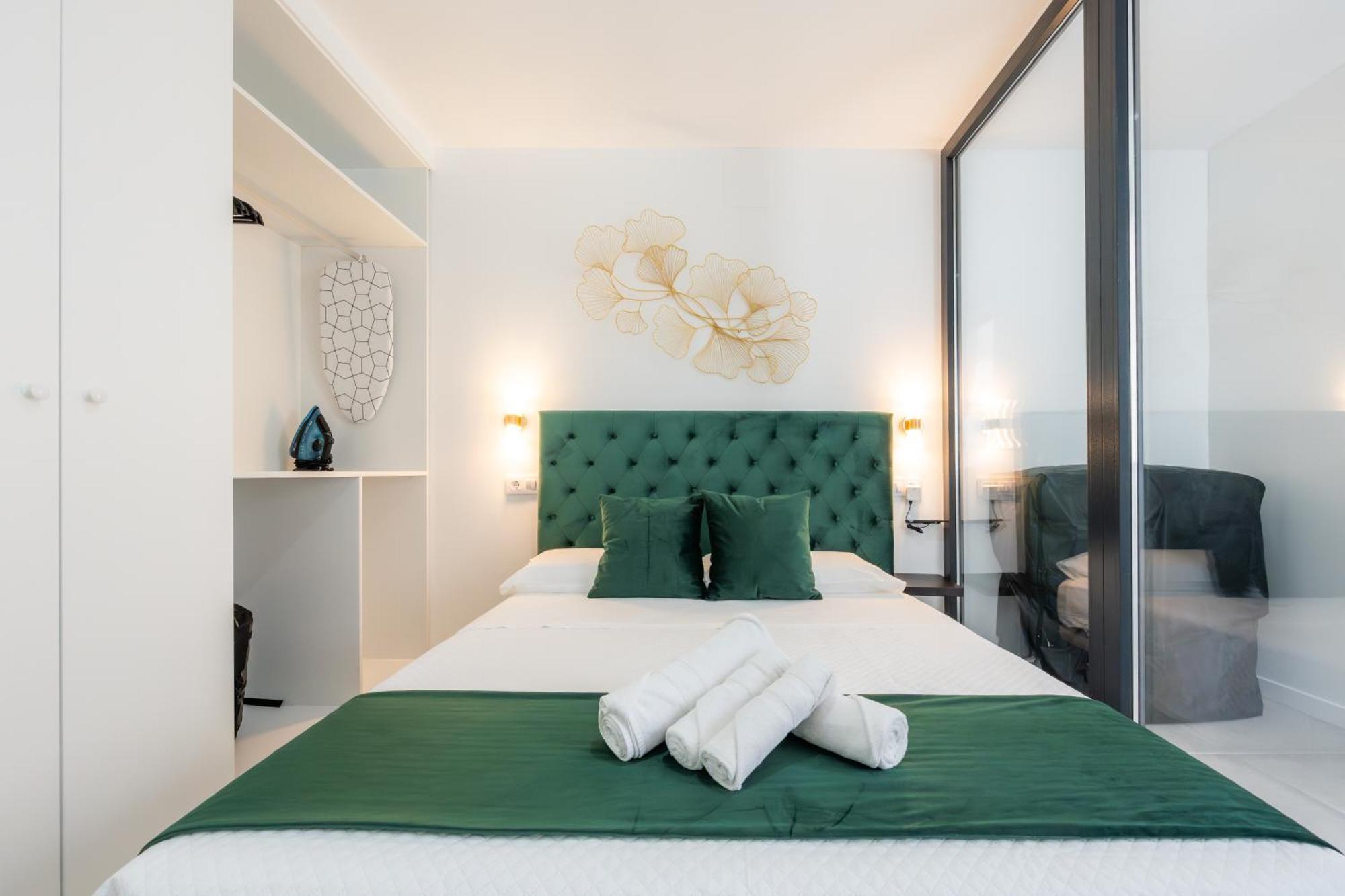 Lemon Apartment & Hotels Bernabeu Madrid Exterior foto